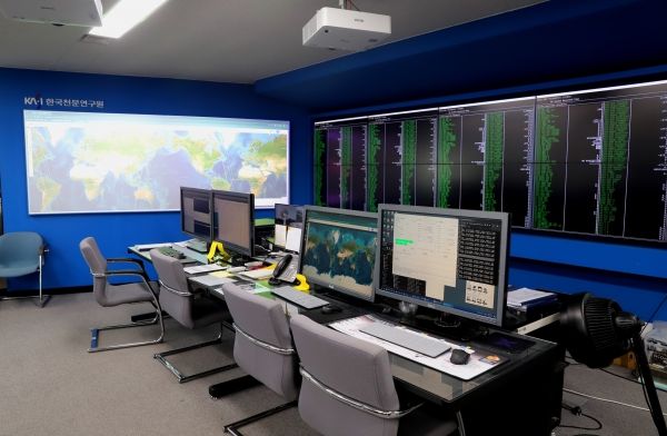 도요샛 관제실. 한국천문연구원 제공