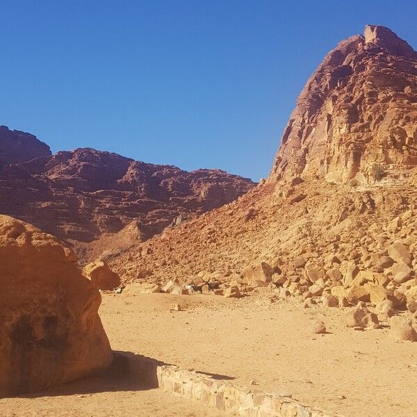 와디럼 사막 바위산 / 요르단=이수현 기자