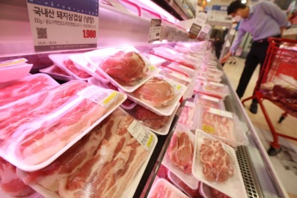 서울 대형마트 육류 코너 (사진=연합뉴스)