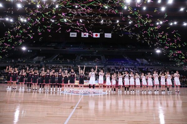 올스타 한일 교류전 단체사진. /ⓒW리그