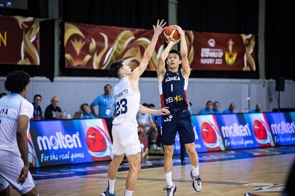 한국 U-19 남자농구 대표팀. /FIBA 홈페이지