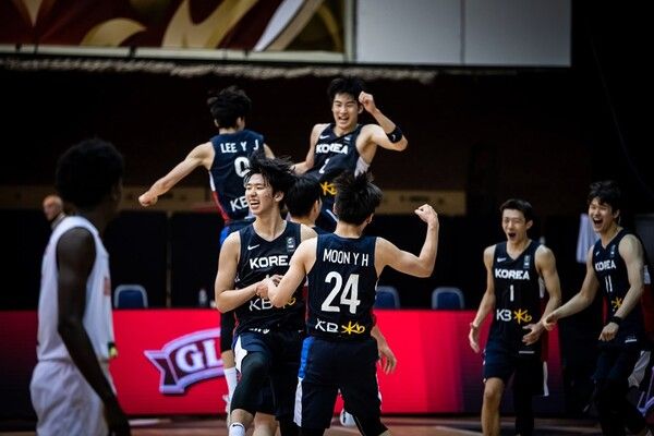 한국 U-19 남자 농구대표팀. /FIBA 홈페이지