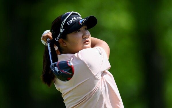유해란이 샷을 날리고 있다. /LPGA 페이스북