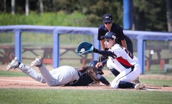 여자야구월드컵 A그룹 예선 한국과 미국 경기 장면. /세계야구소프트볼 연맹