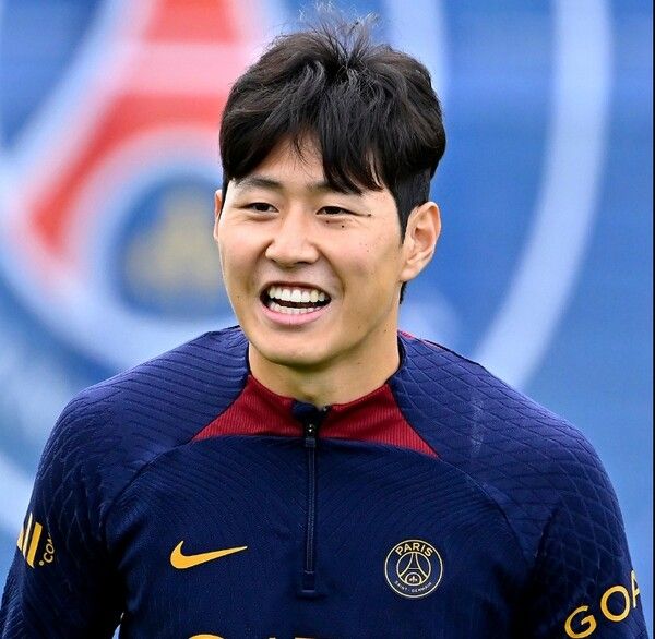 파리 생제르맹의 이강인이 공식 데뷔전에서 합격점을 받았다. /구단 페이스북