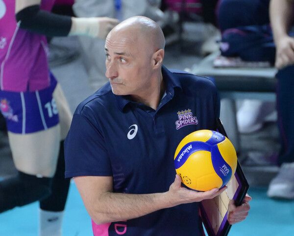 마르첼로 아본단자 흥국생명 감독. /KOVO 제공