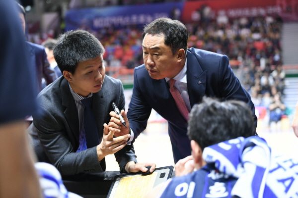 전창진 KCC 감독. /KBL 제공