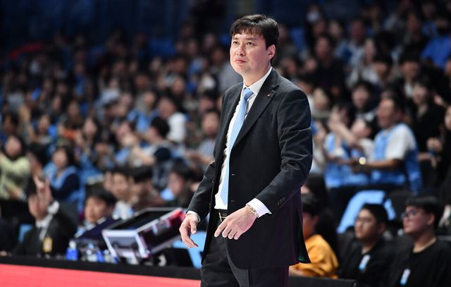 송영진&nbsp;수원 KT 소닉붐 감독. /KBL 제공