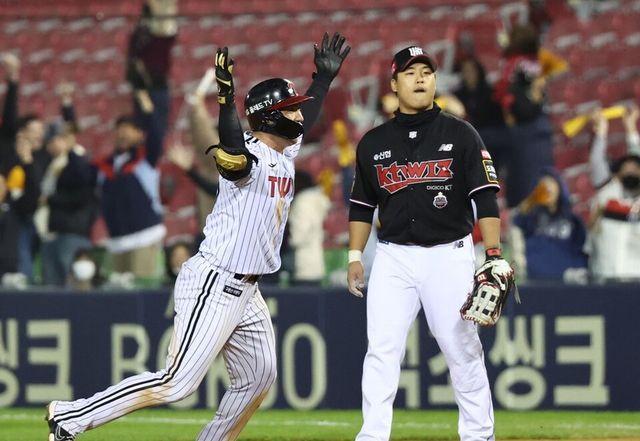 LG 트윈스와 KT 위즈의 경기 모습. /연합뉴스