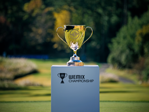 위믹스 챔피언십 우승 트로피. /위믹스 챔피언십 2024 대회 조직위 제공