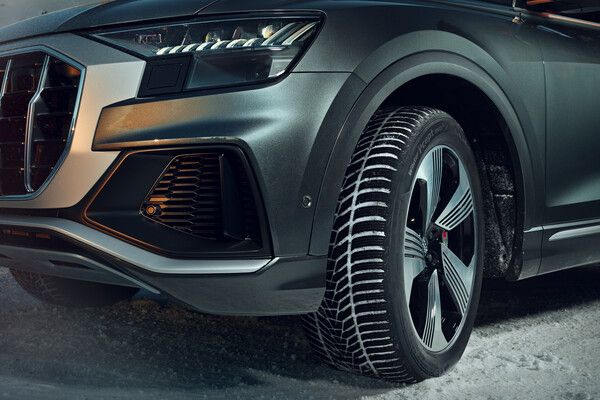 /한국타이어앤테크놀로지