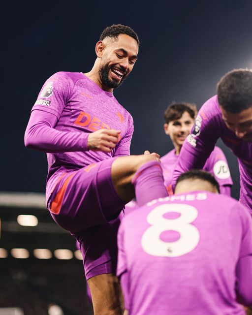 2골 1도움을 올린 쿠냐의 골 세리머니. /울버햄프턴 페이스북