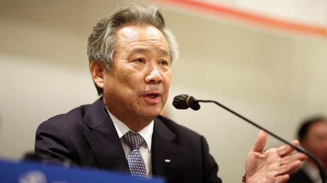 이기흥 대한체육회장이 제105회 전국체육대회(전국체전) 마지막 날인 지난 10월 17일 오후 경남 김해시 아이스퀘어호텔에서 열린 '체육계 미래지향적 관계 구축을 위한 대한체육회장·회원단체 공동기자회견'에서 발언하고 있다. /연합뉴스