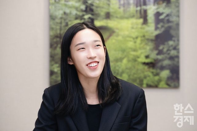 파리 올림픽 태권도 금메달리스트 김유진이 본지와 인터뷰를 하며 웃고 있다. /최대성 기자