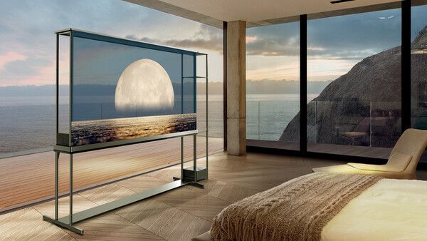 77형 대화면∙4K 해상도 올레드의 압도적 화질과 투명 스크린, 무선 AV 송∙수신 기술을 모두 담은 'LG 시그니처 올레드 T' 제품이미지./LG전자