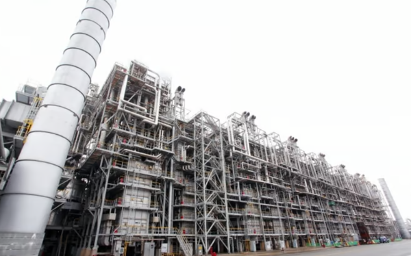 정부가 23일 최상목 경제부총리 주재 '산업경쟁력강화 관계장관회의'에서 '석유화학산업 경쟁력 제고 방안'을 발표했다. / LG화학