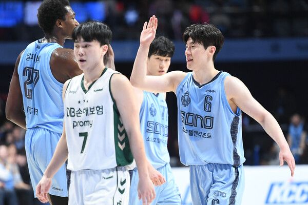 프로농구 고양 소노 스카이거너스 이정현(오른쪽). /KBL 제공