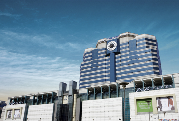 AK플라자 / 애경산업 제공