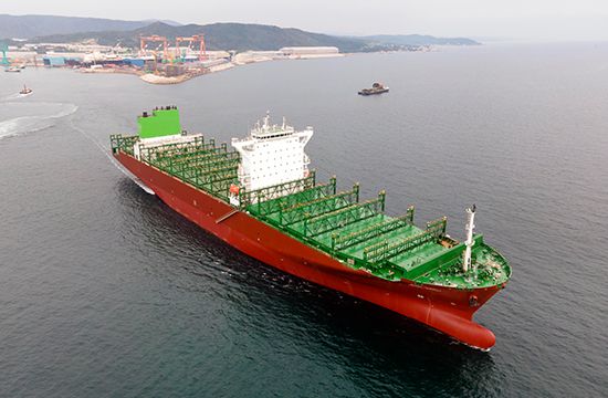 HD현대 자율운항기술 실증 선박 / HD현대중공업 제공