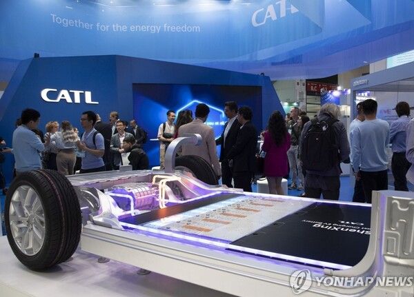 CATL의 핵심 경쟁력은 ‘가격 대비 성능’이다. CATL은 업스트림의 수직계열화를 통해 안정적인 공급망을 구축하며 가격 경쟁력을 갖추기에 유리한 조건을 갖고 있다. / 연합뉴스