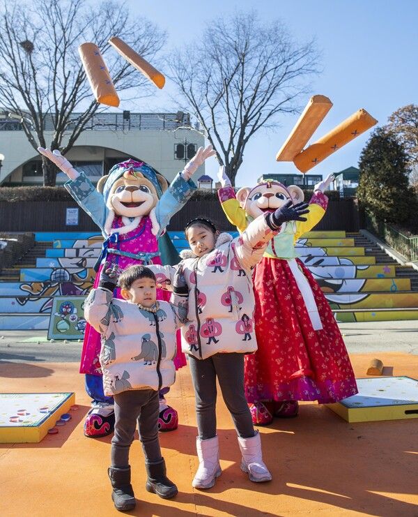 에버랜드 설날 이벤트. 전통 민속놀이 체험. /에버랜드 제공