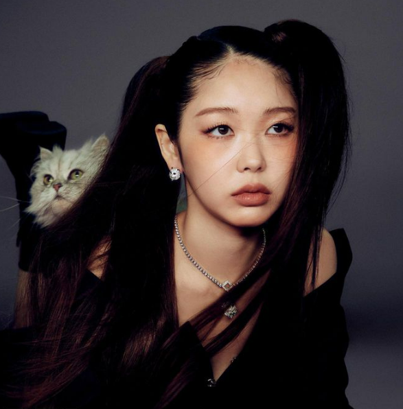 가수 미노이. / 미노이 SNS 갈무리, wkorea제공