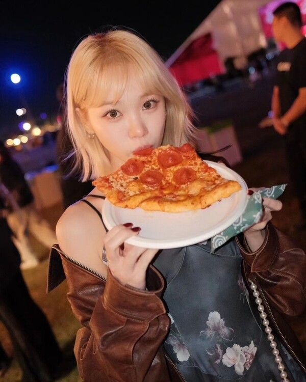 김채원 인스타그램