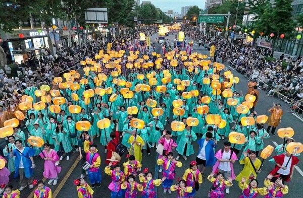 2023년 부처님 오신 날 연등행렬 모습. /연합뉴스 제공