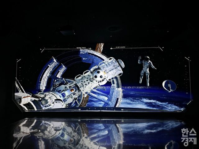 모히건 인스파이어 엔터테인먼트 리조트 르 스페이스 '여행의 시작, 터미널'. /강상헌 기자