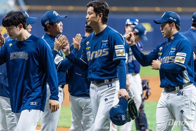 22일 고척스카이돔에서 열린 2024 신한 SOL BANK&nbsp;KBO리그 원정 경기에서 키움 히어로즈에 4-3 신승을 거둔 NC 다이노스. /NC 제공
