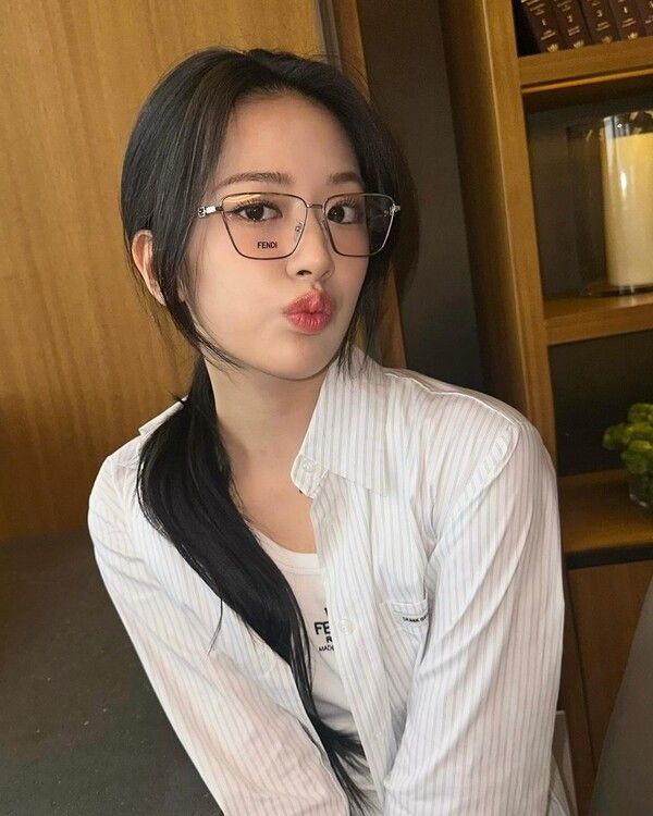 안유진 인스타그램