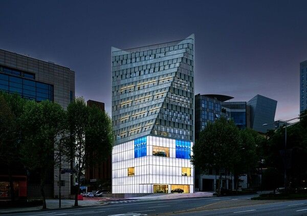 볼보자동차코리아, 볼보 강남 대치 전시장 확장 이전 및 서비스센터 신규 오픈. /볼보자동차코리아 제공