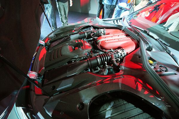 페라리가 30일 '페라리 12칠린드리 아시아 프리미어'를 열고 국내에서 아시아 최초로 12칠린드리를 공개했다. /최대성 기자