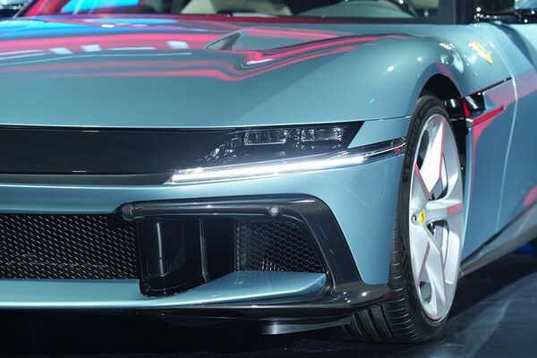 페라리가 30일 '페라리 12칠린드리 아시아 프리미어'를 열고 국내에서 아시아 최초로 12칠린드리를 공개했다. /최대성 기자