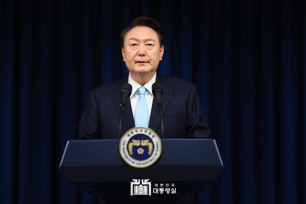 윤석열 대통령이 1일 용산구 대통령실에서 의료개혁을 주제로 대국민 담화를 열었다. /대통령실 제공