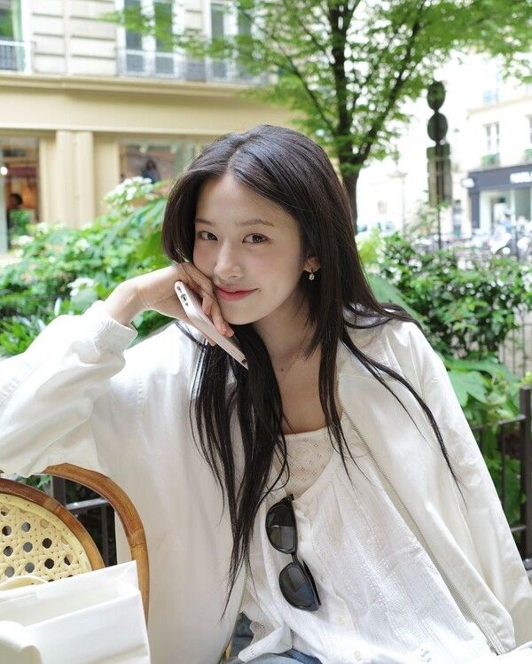 안유진 인스타그램