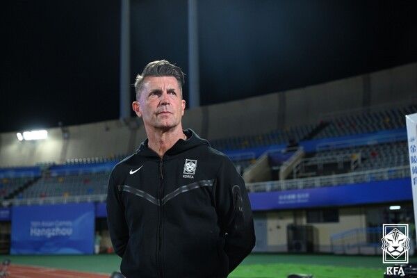 콜린 벨 여자축구 대표팀 감독. /KFA 제공