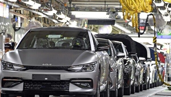 한국의 올해 산업전망은 20일 미국 대통령으로 취임하는 도널드 트럼프 대통령의 정책에 따라 희비가 엇갈릴 것으로 보인다. / 연합뉴스