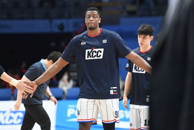 트레이드로 부산 KCC에 합류한 캐디 라렌. /KBL 제공