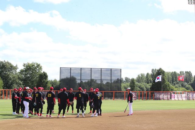 지난해 호주 캔버라에서 스프링캠프를 진행한 KIA 타이거즈. /KIA 제공