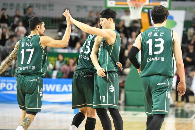 프로농구 원주 DB가 서울 삼성을 꺾고 2연승을 달렸다. /KBL 제공