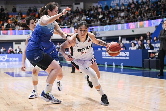 여자프로농구 부산 BNK가 2연패에서 탈출하며 선두 자리를 되찾았다./ WKBL 제공
