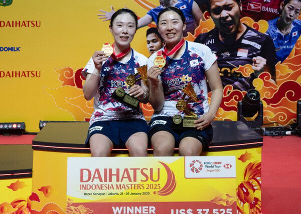 배드민턴 여자 복식 김혜정(왼쪽)과 공희용. /연합뉴스