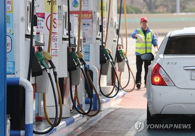 국내 주요소의 휘발유, 경유 판매가격이 3주 연속 동반 상승했다. /연합뉴스