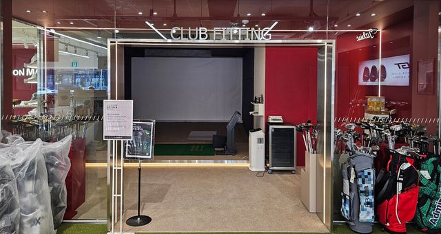 골프존마켓 수원인계점 클럽피팅실 전경. /골프존커머스 제공
