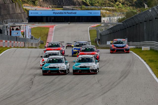 2025 현대 N페스티벌 4라운드 eN1클래스의 스타트 모습./현대N페스티벌