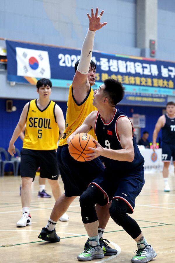 2024년에 열린 한중생활체육교류 농구 경기 모습. /대한체육회 제공