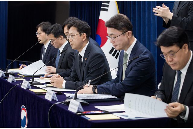 22일 범정부 정보보호 종합대책을 발표하는 배경훈 부총리 겸 과기정통부 장관./과학기술정보통신부