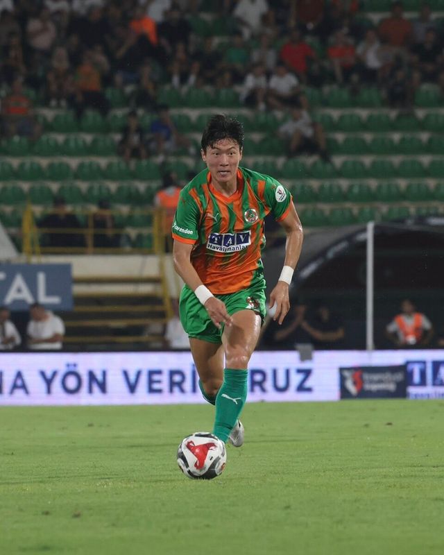 황의조. /알라니아스포르 페이스북 갈무리