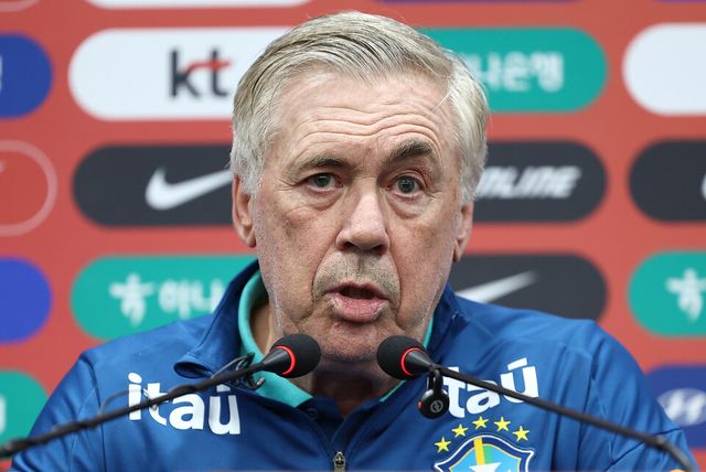 카를로스 안첼로티 브라질 축구 대표팀 감독이 9일 서울월드컵경기장에서 열린 공식 기자회견에서 발언하고 있다. /연합뉴스
